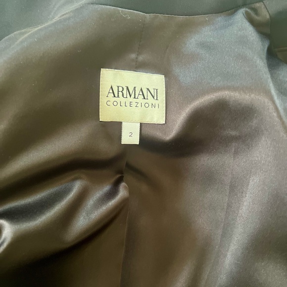 ARMANI COLLEZIONI Collar Embelished Black Blazer Size 2 - Picture 7 of 11